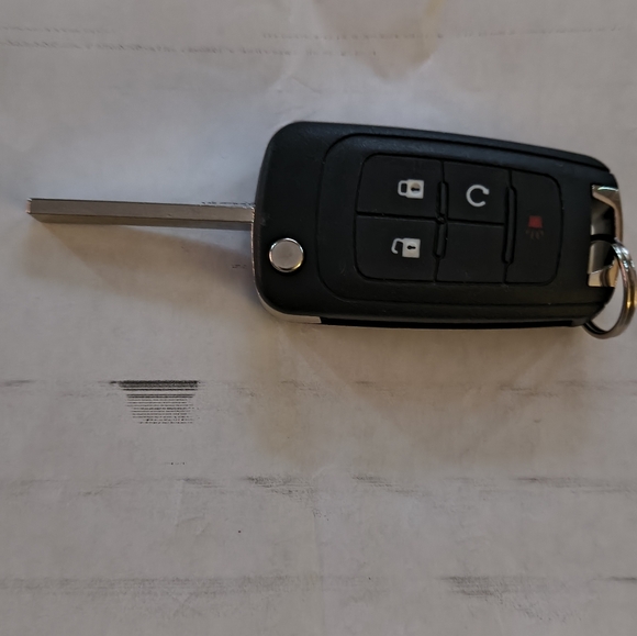 Car Fob Remote Key - Picture 3 of 7